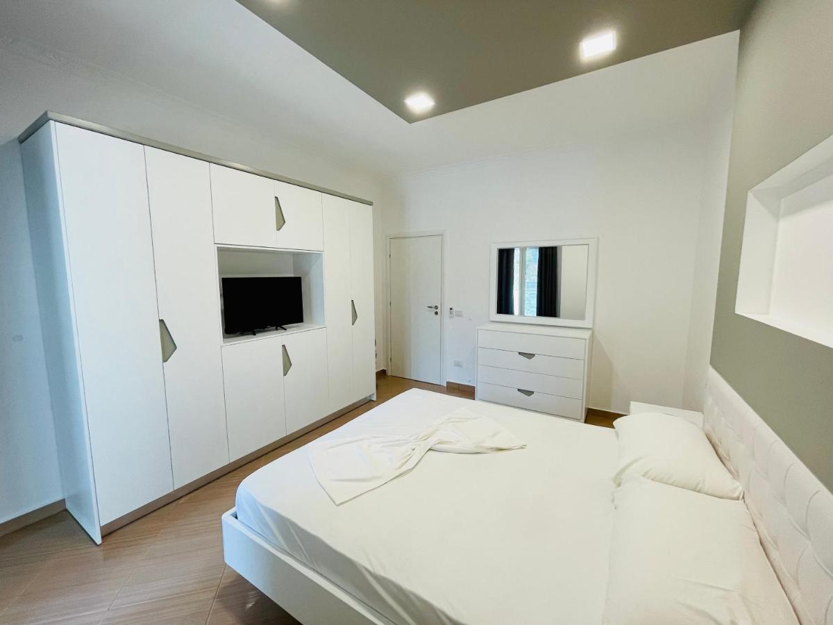 Vlorë Jico Travel - Bani Apartments מראה חיצוני תמונה