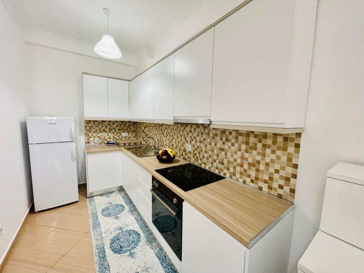 Vlorë Jico Travel - Bani Apartments מראה חיצוני תמונה