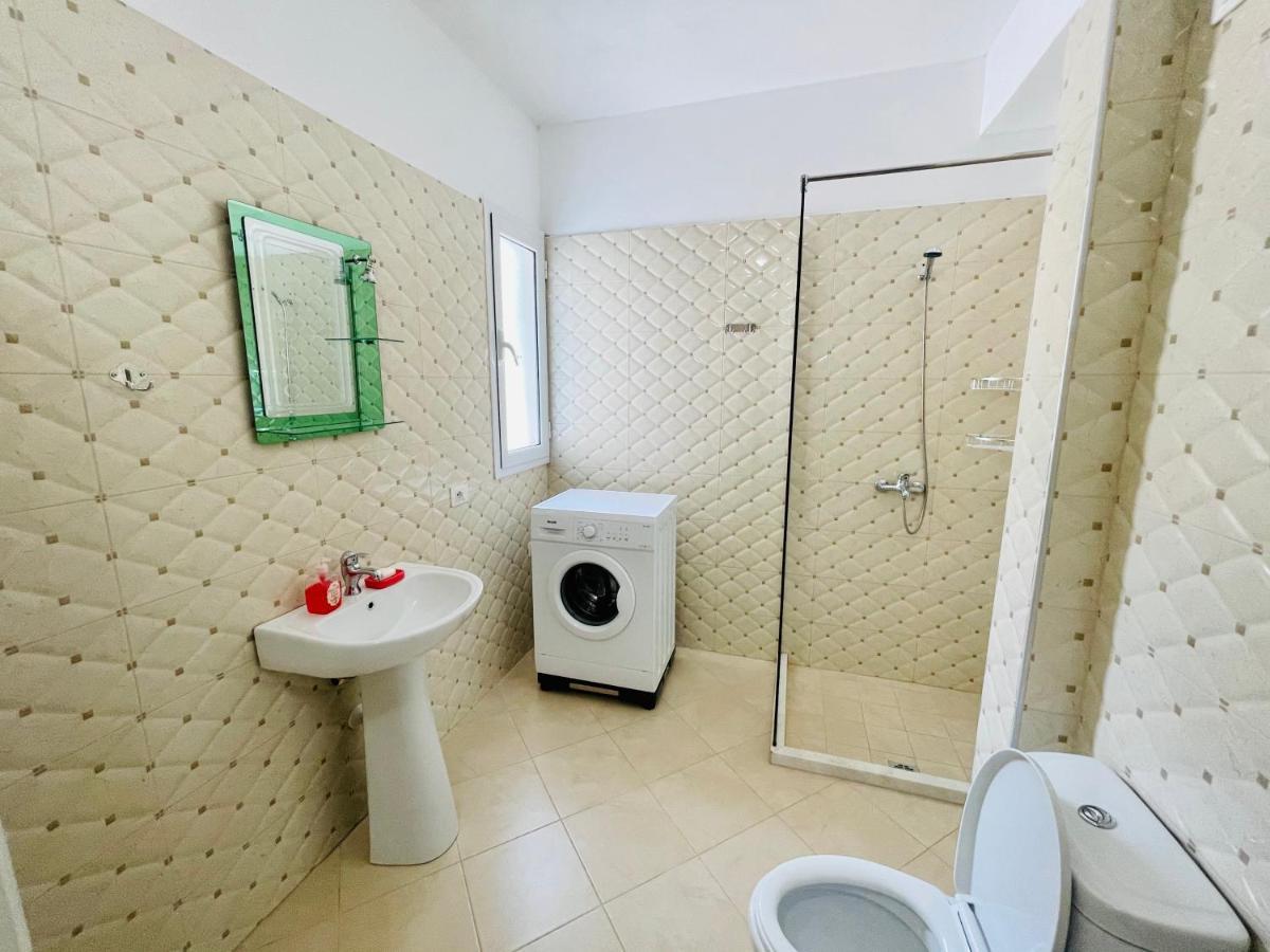 Vlorë Jico Travel - Bani Apartments מראה חיצוני תמונה